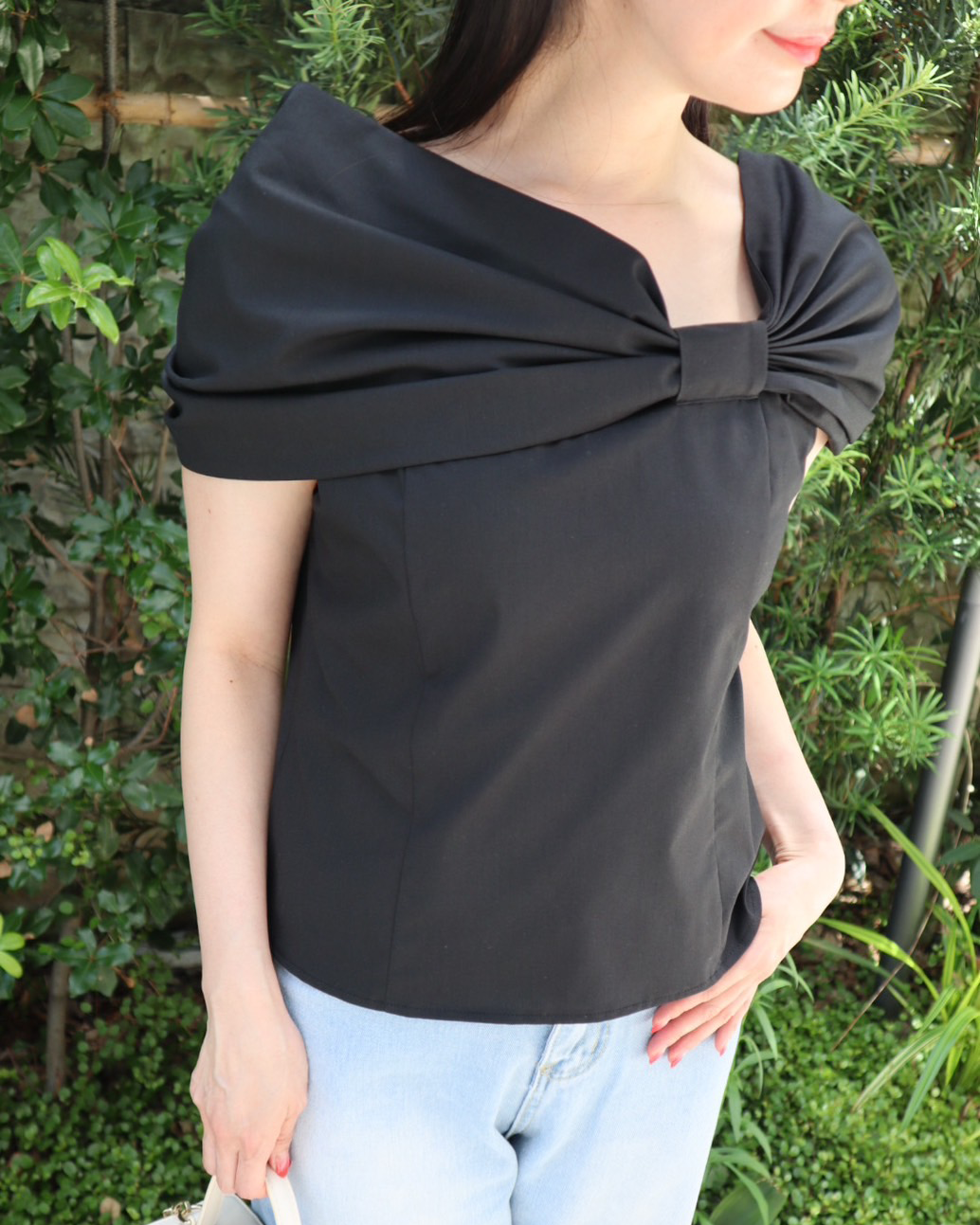 volume ribbon blouse