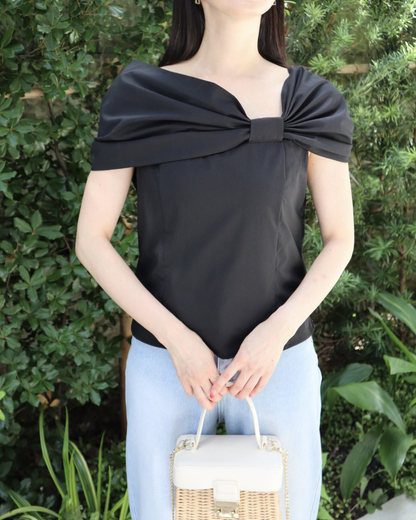 volume ribbon blouse